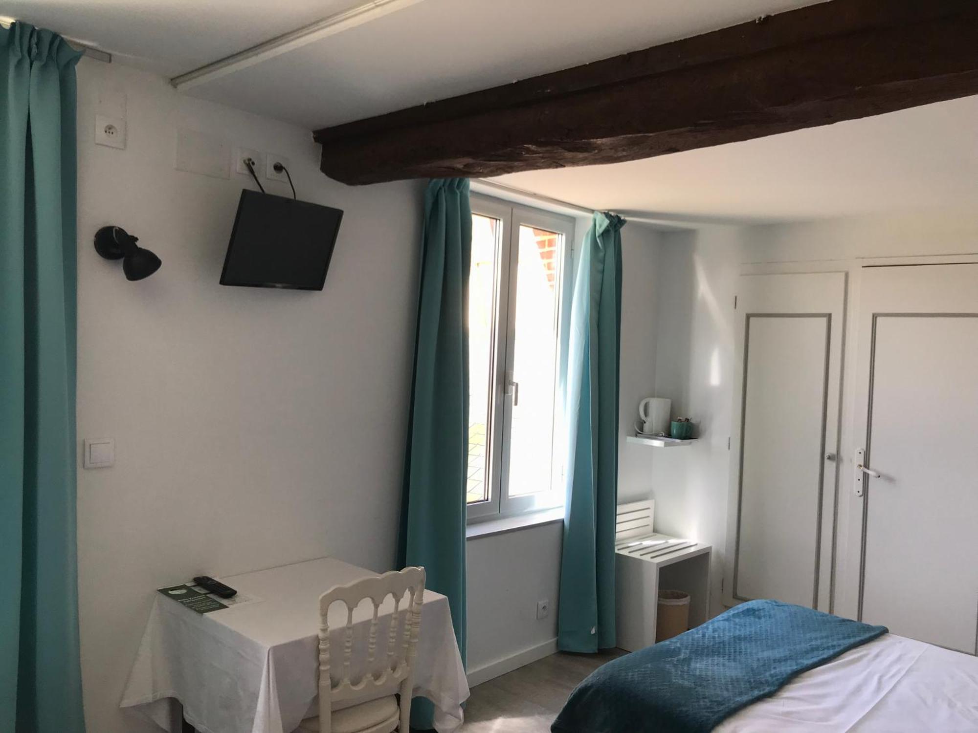 Logis - Hotel & Restaurant Moulin Des Forges Saint-Omer-en-Chaussee Luaran gambar