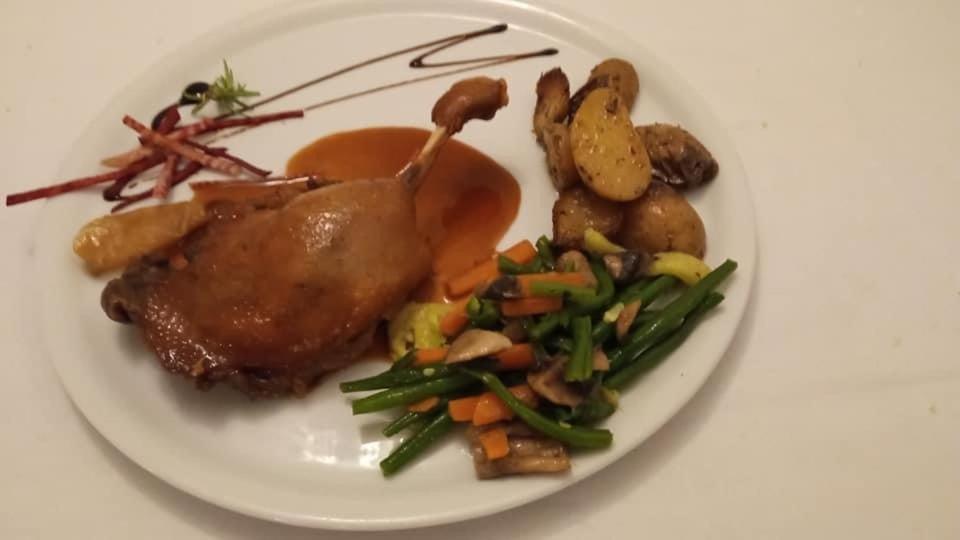 Logis - Hotel & Restaurant Moulin Des Forges Saint-Omer-en-Chaussee Luaran gambar